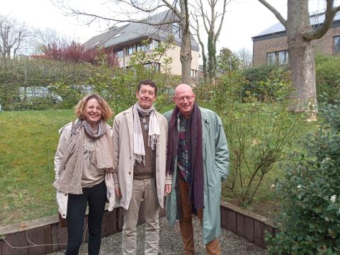 Philippe Devaud, entouré de Sophie Pascale (Eclosio) et de Jean-Michel Pochet (Louvain Coopération)